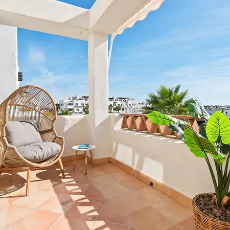 Luxurious Penthouse With Jacuzzi And Panoramic Sea Views Lägenhet Estepona