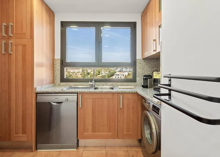 Luxurious Penthouse With Jacuzzi And Panoramic Sea Views Lägenhet