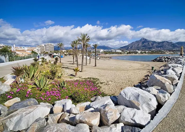 아파트 Luxurious Penthouse With Jacuzzi And Panoramic Sea Views