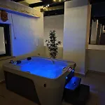 Luxurious Penthouse With Private Jacuzzi, Sea Views And Big Terras Apartment