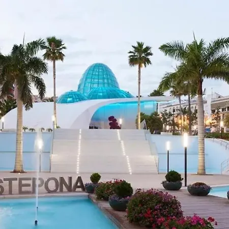 Apartamento Luxurious Penthouse With Jacuzzi And Panoramic Sea Views Estepona