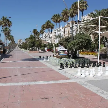 Luxurious Penthouse With Jacuzzi And Panoramic Sea Views Appartamento