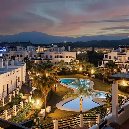 Luxurious Penthouse With Jacuzzi And Panoramic Sea Views