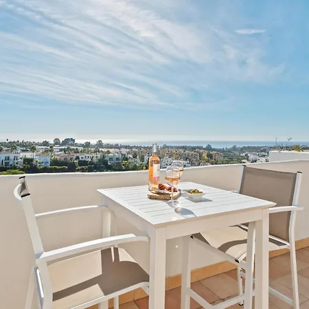 Luxurious Penthouse - Private Jacuzzi, Sea Views And Big Terras *