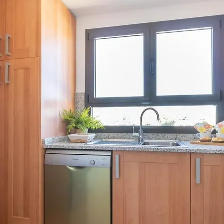 Luxurious Penthouse - Private Jacuzzi, Sea Views And Big Terras *