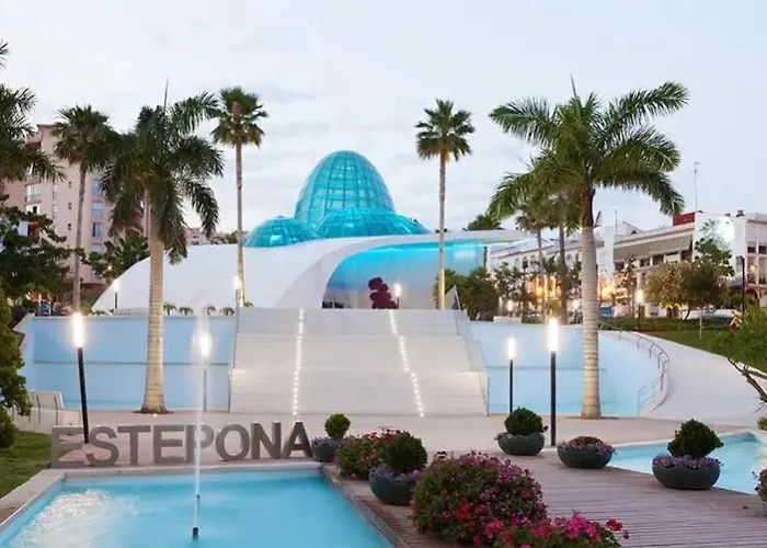 Apartment Luxurious Penthouse With Jacuzzi And Panoramic Sea Views Estepona