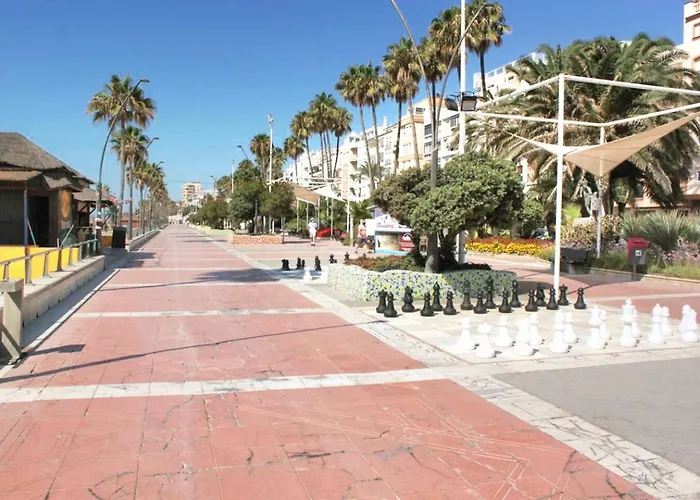 Luxurious Penthouse With Jacuzzi And Panoramic Sea Views *